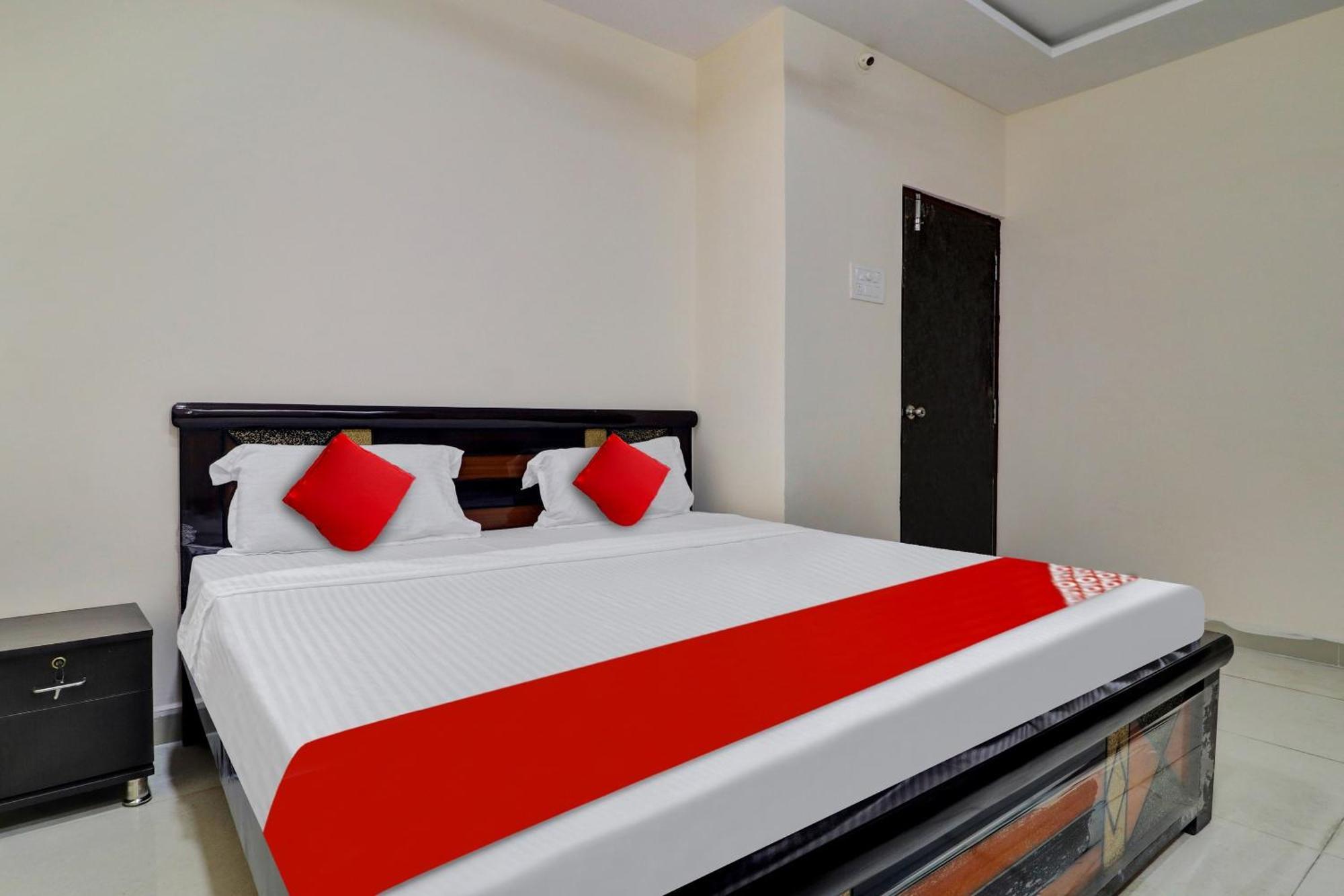 Hotel O Shri Ganesh Near By Himayatnagar,Ashok Nagar,Rtc X Roads ไฮเดอราบัด ภายนอก รูปภาพ