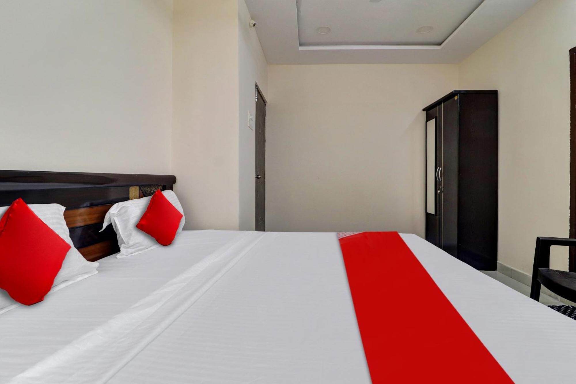 Hotel O Shri Ganesh Near By Himayatnagar,Ashok Nagar,Rtc X Roads ไฮเดอราบัด ภายนอก รูปภาพ